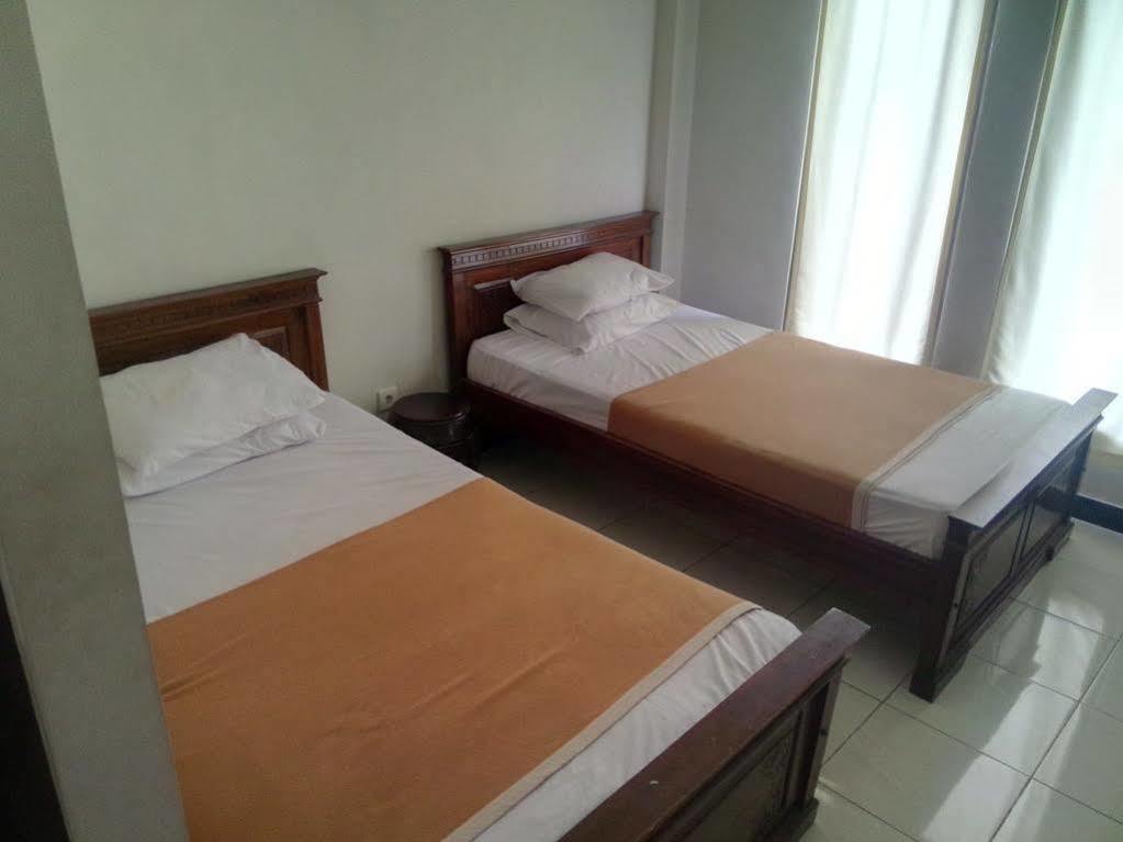 Hotel Warta Dua 덴파사르 외부 사진